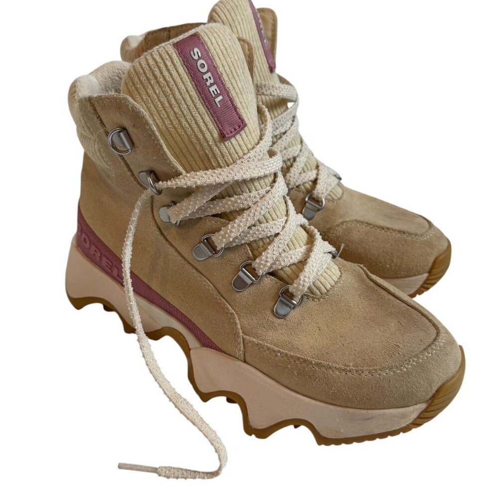 Sorel Kinetic Impact Conquest Plus Waterproof Boot in the "Sea Salt/Mauve", 7